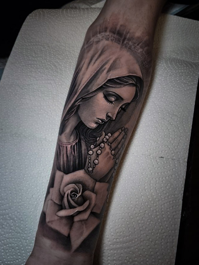 Portrait Tattoo von Oleksii Chykhman in Hamburg — Arbeit 5